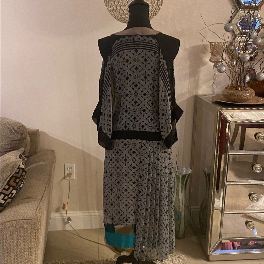BCBGMaxAzria Runway Black and Gray Dress size S - Picture 6 of 7